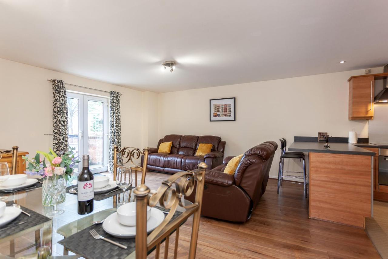 Oakstays Newcastle Gem Екстер'єр фото
